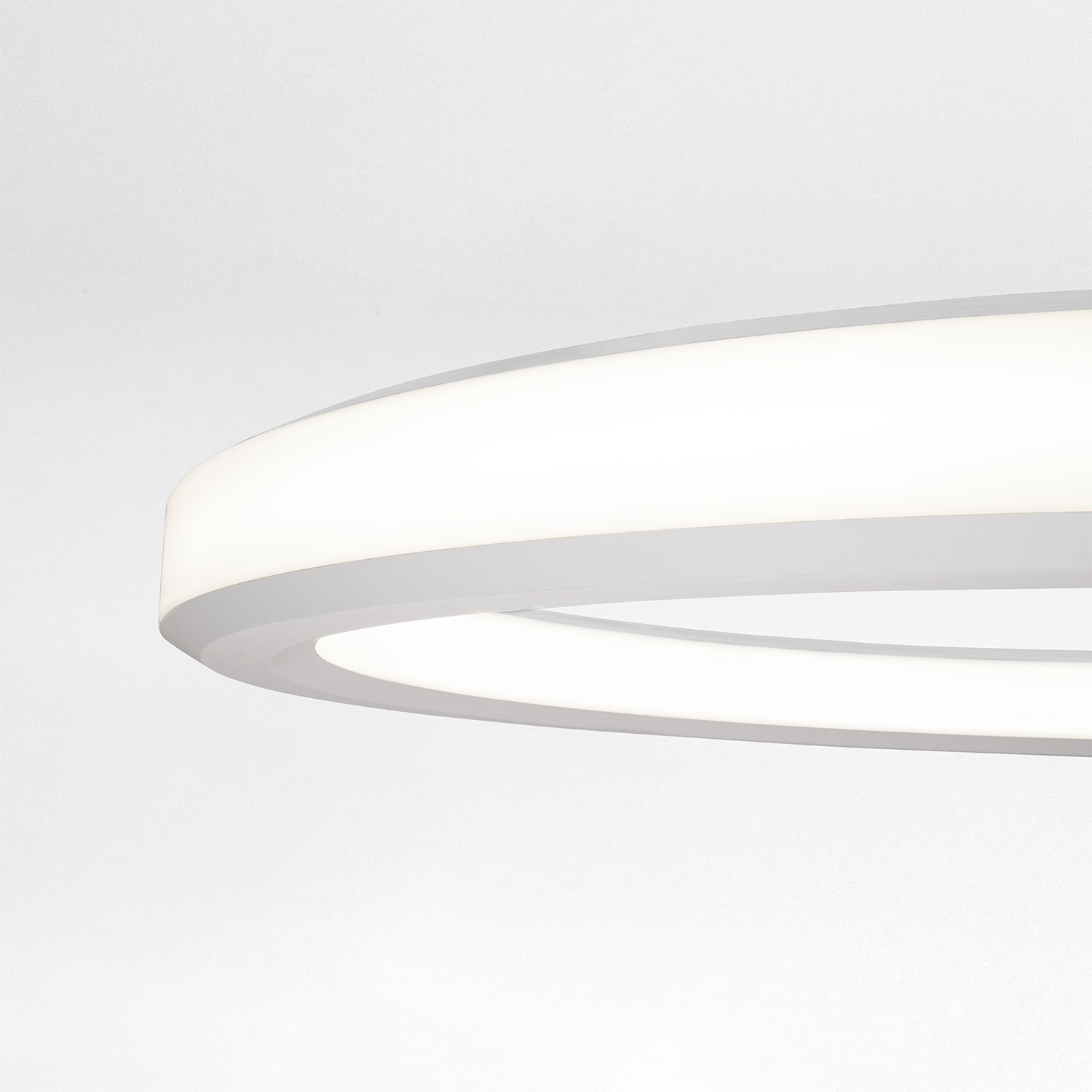 Elia - Lumenwerx